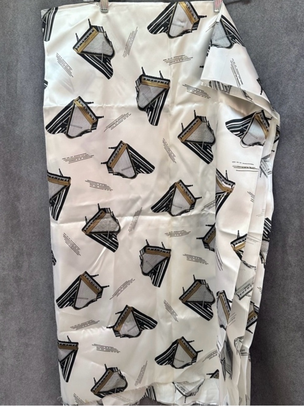 Vintage grand piano print acetate satin lining fabric black & white 71”x45” - Picture 2 of 2